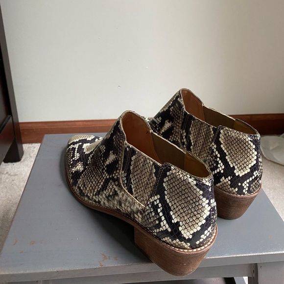 MADEWELL Women Sonia Chelsea Snake Embossed Leather Boots - NEW NWOB - Picture 4 of 13